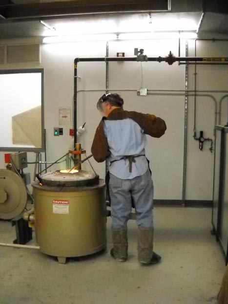 Bronze Casting - Removing Slag